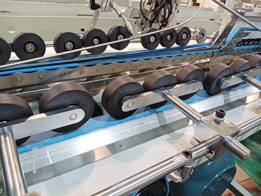 Удобная для пользователя автоматическая клеяльная машина CQT-900 для папки 380V3P